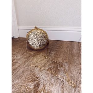 ✨NWOT Gold Glitter Clutch/Crossbody✨